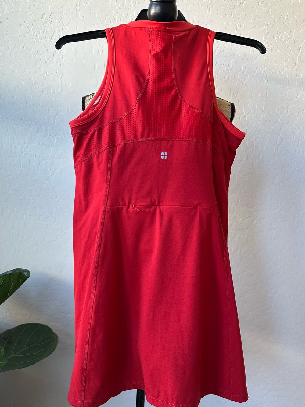 NWT Sweaty Betty London Red Power Half Zip Work Out Dress Size 12